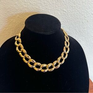 Elegant Gold Chain Necklace